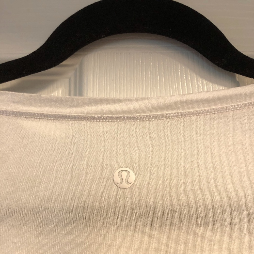 Love Tee - Picture 4 of 4